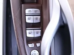 2021 BMW 7 Series 740Li Leading Luxury Package, чёрный — фото 17