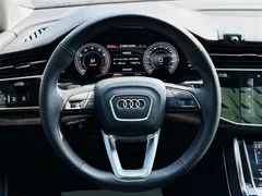 2022 Audi Q7 55 TFSI quattro S line, чёрный — фото 9