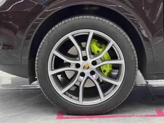 2023 Porsche Cayenne E-Hybrid 2.0T PHEV Platinum — фото 4