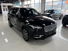 2022 Volvo XC90 B5 Luxury 5-seat, чёрный — фото 2