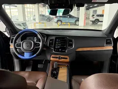 2022 Volvo XC90 B5 Luxury 5-seat, чёрный — фото 9