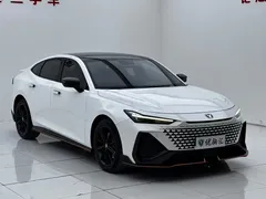 2023 Changan UNI-V 2.0T, белый — фото 2