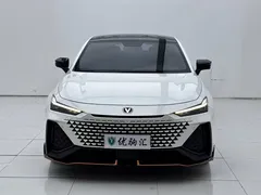 2023 Changan UNI-V 2.0T, белый — фото 3