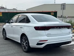 2023 Geely Emgrand 4 1.5L CVT, белый — фото 7