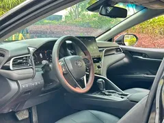 2021 Toyota Camry 2.5G Luxury, чёрный — фото 6