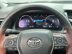 2021 Toyota Camry 2.5G Luxury, чёрный — фото 13