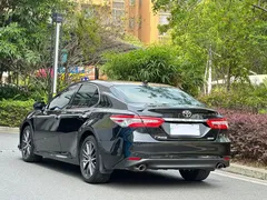 2021 Toyota Camry 2.5G Luxury, чёрный — фото 19