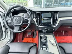 2021 Volvo S60 T4 Luxury, белый — фото 13