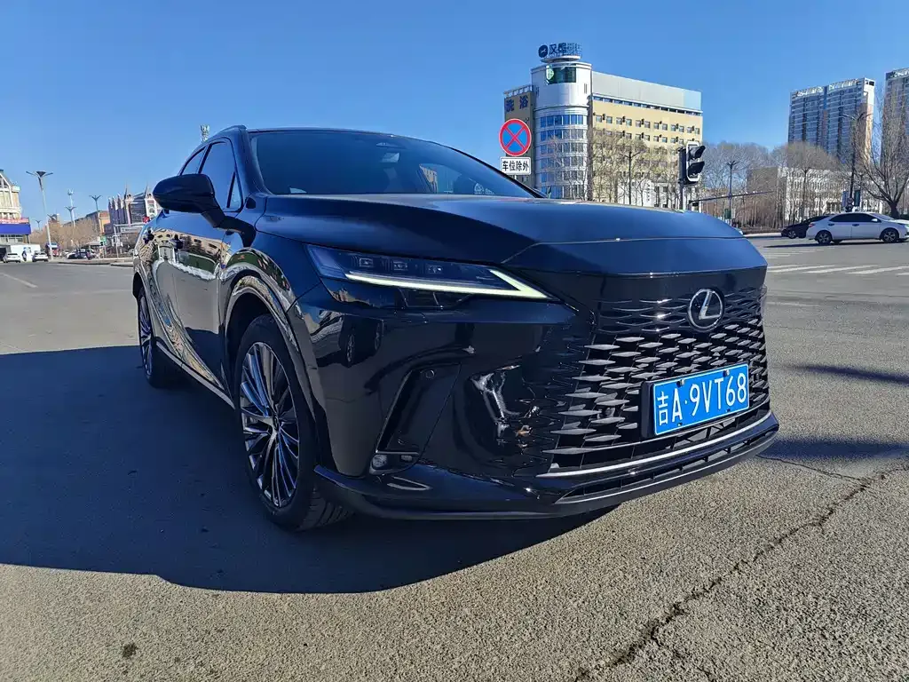 2023 Lexus RX 350h 4WD