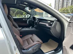 2022 Volvo XC60 Plug-in Hybrid T8 PHEV Long Range 4WD Zhiyuan Luxury, белый — фото 19