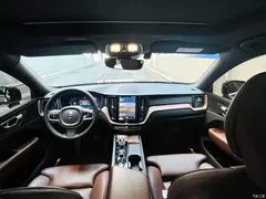 2022 Volvo XC60 B5 4WD Zhiyuan Luxury — фото 9