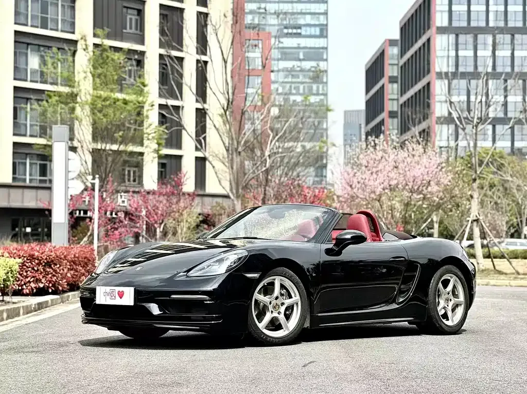 2022 Porsche 718 Boxster 2.0T