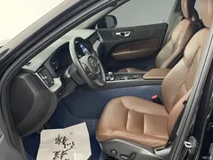 2023 Volvo XC60 B5 4WD Zhiyi Luxury, чёрный — фото 4