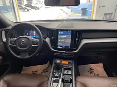 2023 Volvo XC60 B5 4WD Zhiyi Luxury, чёрный — фото 6
