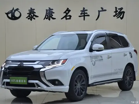 2021 Mitsubishi Outlander 2.4L 4WD Enjoy 7 seats