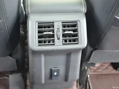 2021 Mitsubishi Outlander 2.4L 4WD Enjoy 7 seats, белый — фото 10