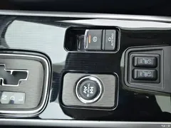 2021 Mitsubishi Outlander 2.4L 4WD Enjoy 7 seats, белый — фото 16