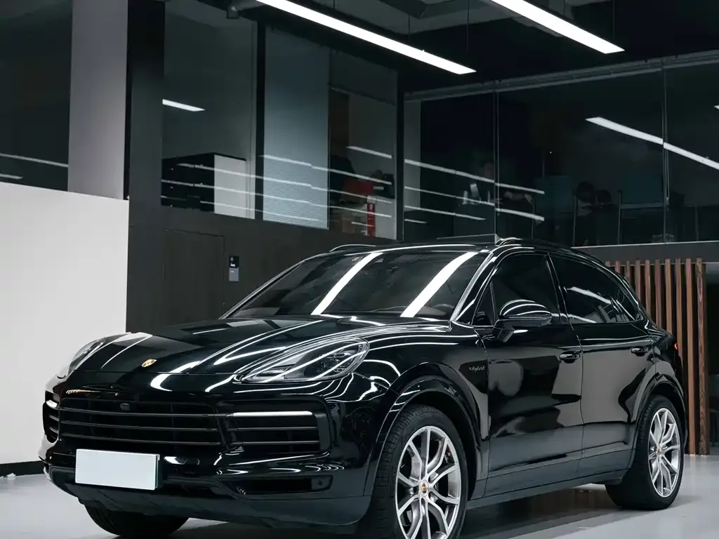 2023 Porsche Cayenne E-Hybrid 2.0T PHEV Platinum