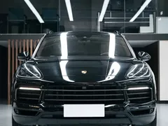 2023 Porsche Cayenne E-Hybrid 2.0T PHEV Platinum, чёрный — фото 2