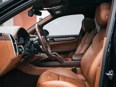 2023 Porsche Cayenne E-Hybrid 2.0T PHEV Platinum, чёрный — фото 9