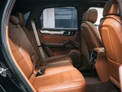 2023 Porsche Cayenne E-Hybrid 2.0T PHEV Platinum, чёрный — фото 12