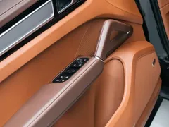 2023 Porsche Cayenne E-Hybrid 2.0T PHEV Platinum, чёрный — фото 17