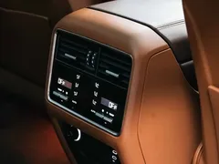 2023 Porsche Cayenne E-Hybrid 2.0T PHEV Platinum, чёрный — фото 19