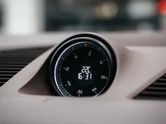 2023 Porsche Cayenne E-Hybrid 2.0T PHEV Platinum, чёрный — фото 25