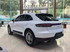 2021 Porsche Macan 2.0T — фото 14
