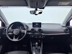 2021 Audi Q2L 35 TFSI fashionable and dynamic, белый — фото 17
