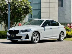 2021 BMW 1 Series 120i M, белый — фото 1