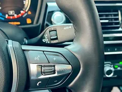 2021 BMW 1 Series 120i M, белый — фото 39