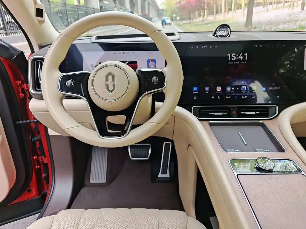 2024 Aito M9 42kWh 6