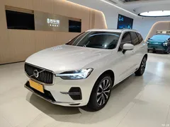 2023 Volvo XC60 B5 4WD Zhiyuan Luxury, белый — фото 1