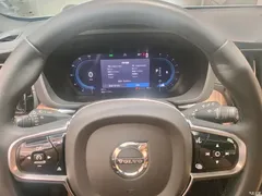 2023 Volvo XC60 B5 4WD Zhiyuan Luxury, белый — фото 15