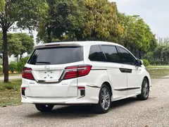2019 Honda Elysion 2.0L Hybrid Luxury, белый — фото 5