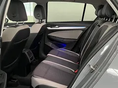 2021 Volkswagen Golf 280TSI DSG Pro — фото 18