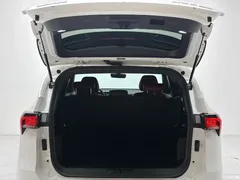2023 Jetour Jietu X70 PLUS 1.6T DCT Powerful PLUS 7 seats, белый — фото 21