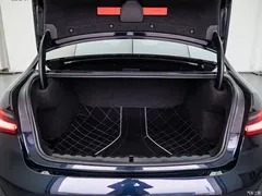 2023 BMW 3 Series 330i M Sports Night Package — фото 9