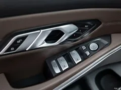 2023 BMW 3 Series 330i M Sports Night Package — фото 15