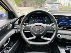 2022 Hyundai Elantra 1.5L CVT GLS Advanced, белый — фото 14