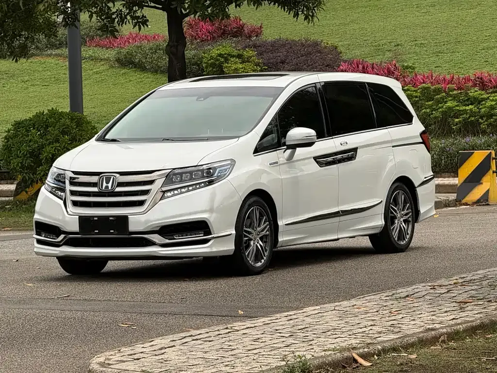 2019 Honda Elysion 2.0L Hybrid Luxury