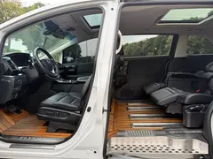 2019 Honda Elysion 2.0L Hybrid Luxury, белый — фото 12