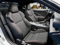 2022 Subaru BRZ 2.4L MT, белый — фото 9