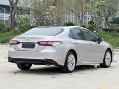 2019 Toyota Camry to 2.5G Luxury — фото 4