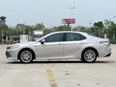 2019 Toyota Camry to 2.5G Luxury — фото 7
