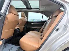 2019 Toyota Camry to 2.5G Luxury — фото 9