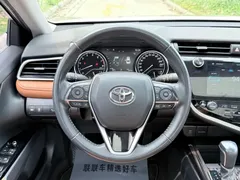 2019 Toyota Camry to 2.5G Luxury — фото 17