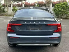 2021 Volvo S60 T4 Zhiyi Luxury, синий — фото 13