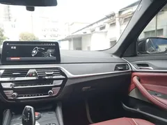 2023 BMW 5 Series 5 530Li M, чёрный — фото 16